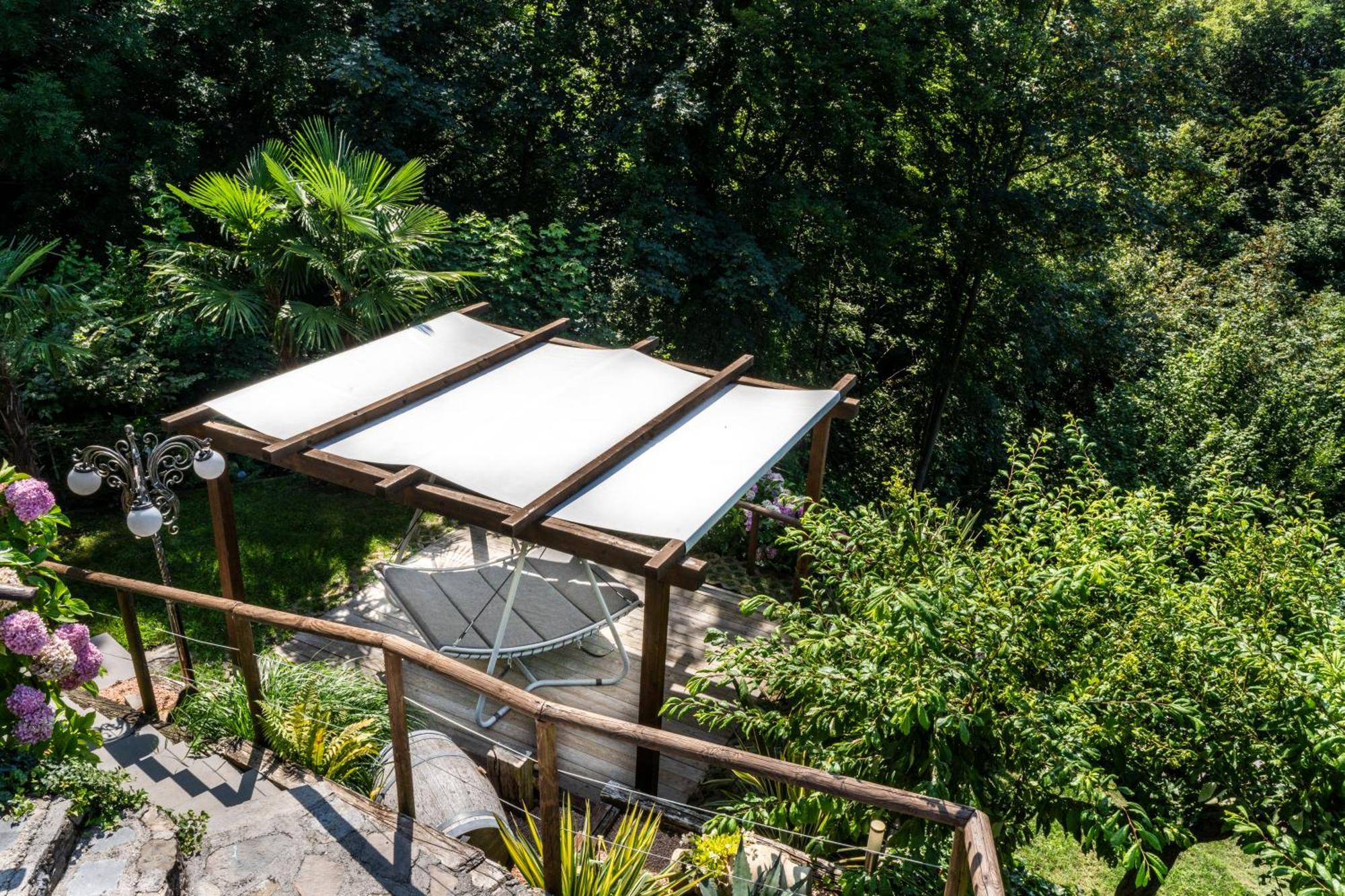 Villa Rosch Lezzeno Bagian luar foto